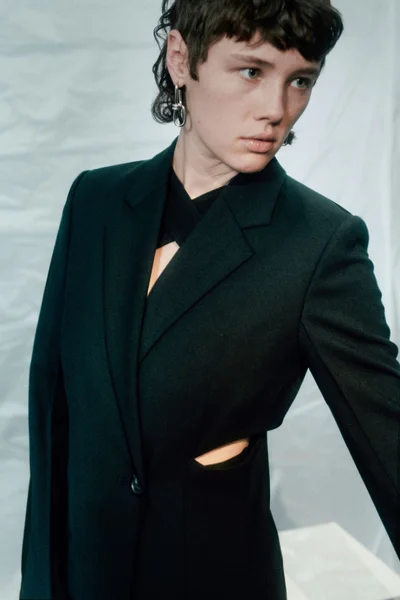 Look 11